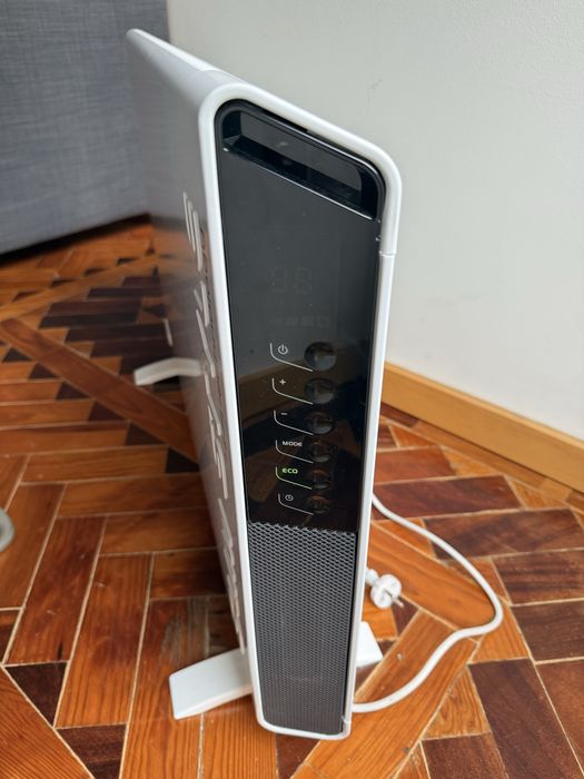 Aquecedor Convector DELONGHI Slim Style Hcx9120e (2000 W)