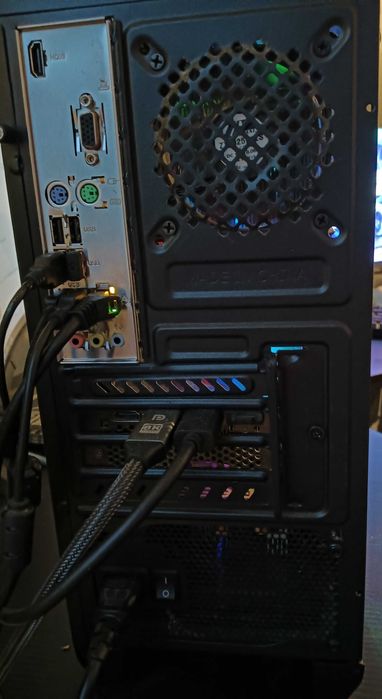 Komputer do gier. RTX 3060ti msi, intel i7 10700, 16gb ram
