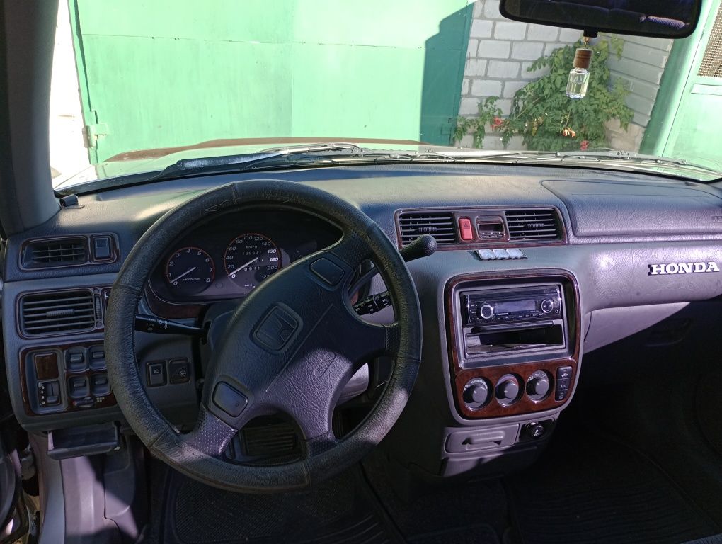 Honda CR-V, 1998 год