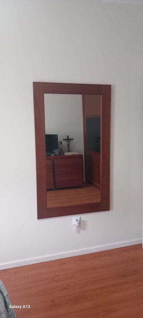 Mobília de quarto em cerejeira