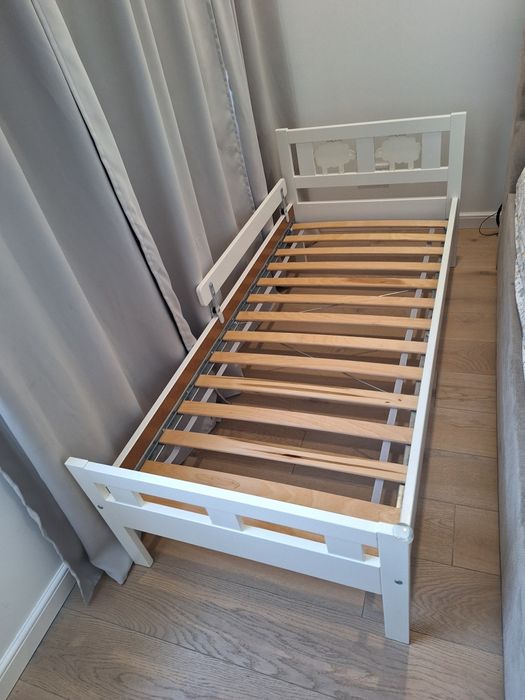 łóżeczko  dziecięce 70×160cm wraz z materacem