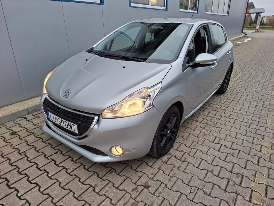Peugeot 208 Salon Polska 2015R, 1.4 diesel wazne opłaty