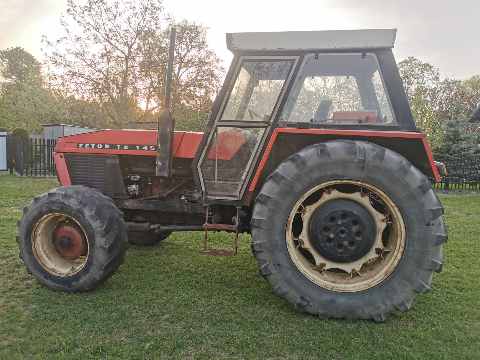 ZETOR 12145 z przednim napędem