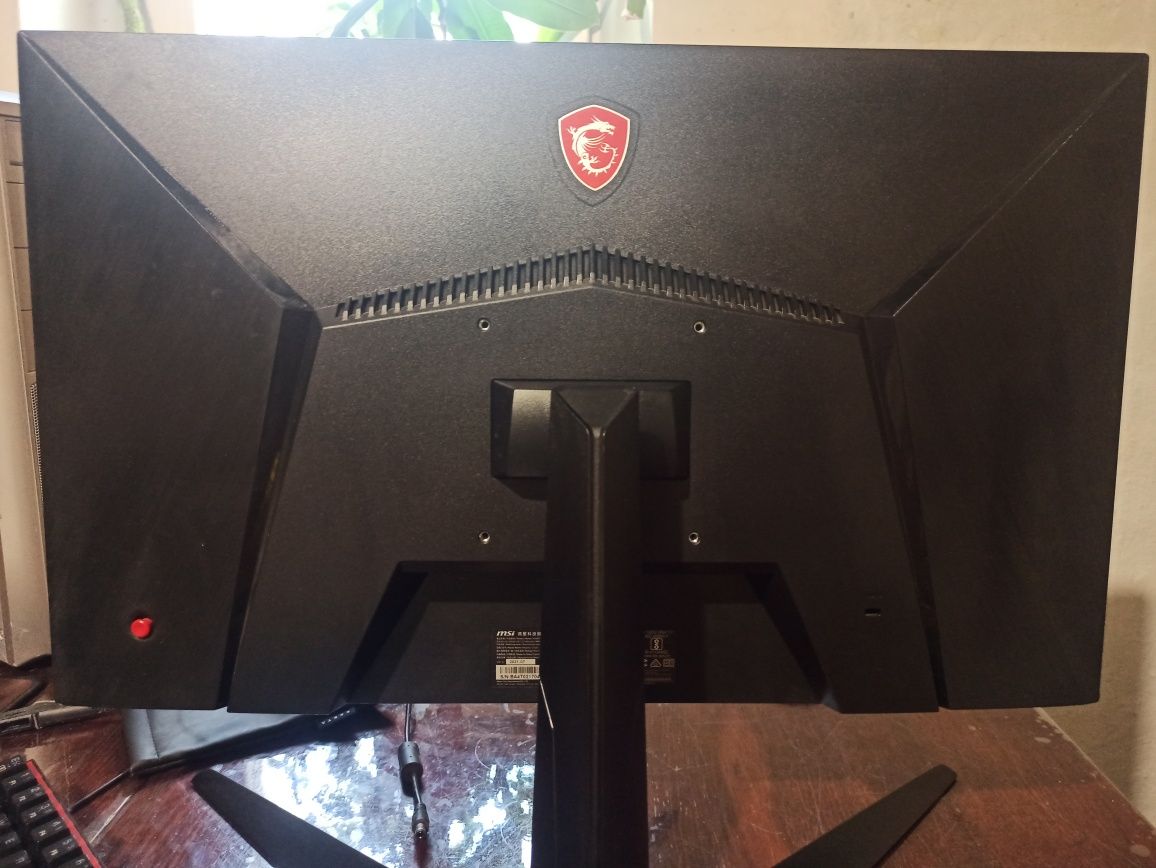 Монитор MSI G241 144gz