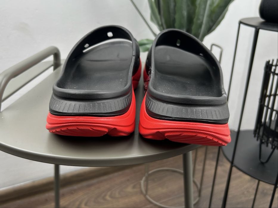 Оригінал! Тапочки шльопки вєтнамки Hoka Recovery 47 розмір MM861