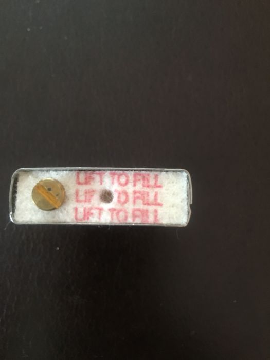 Продам зажигалку Zippo