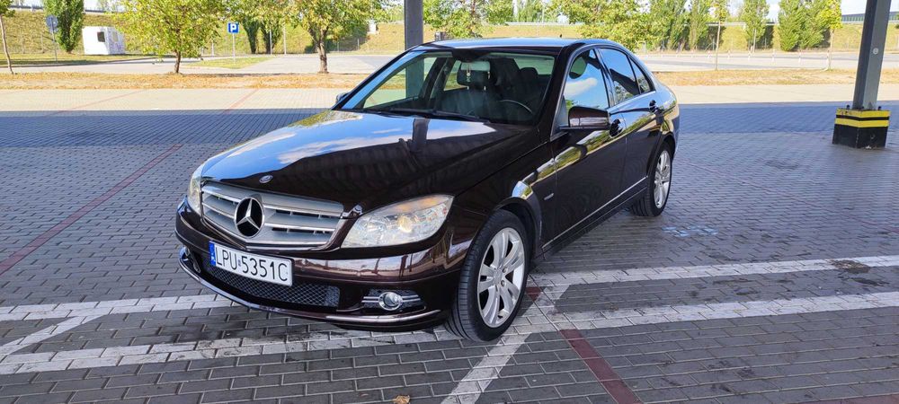 MERCEDES C180, NAVI, Klimatyzacja, Półskóra, Parktronik, Bardzo Ładny.