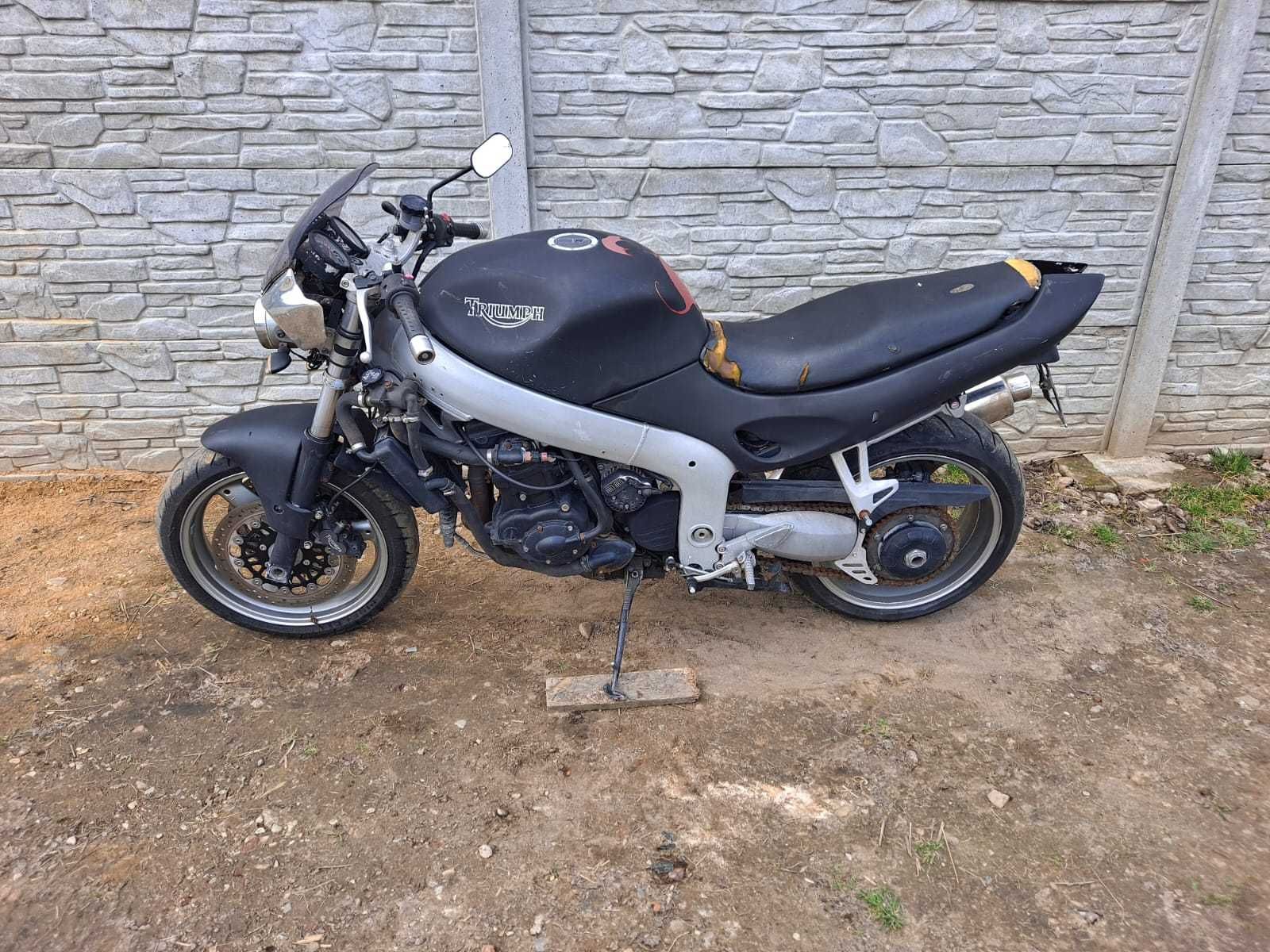TRIUMPH SPRINT ST 955i triumph st 955i