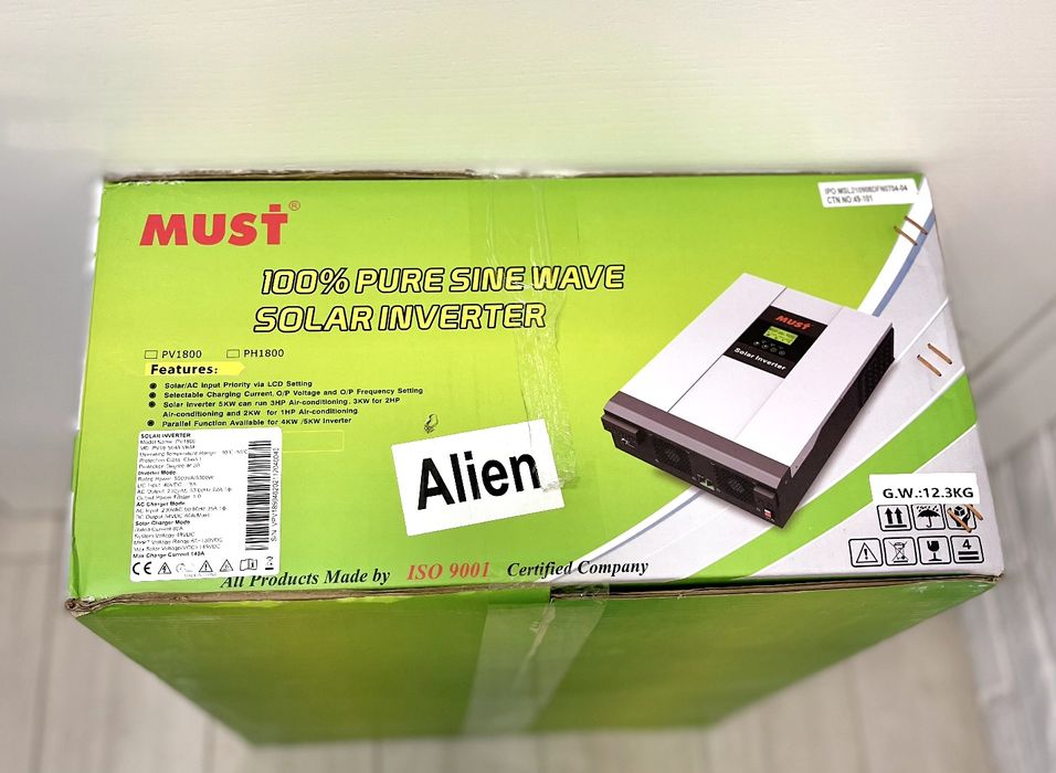 Гібридний інвертор Must \ Безберебійний блок живлення