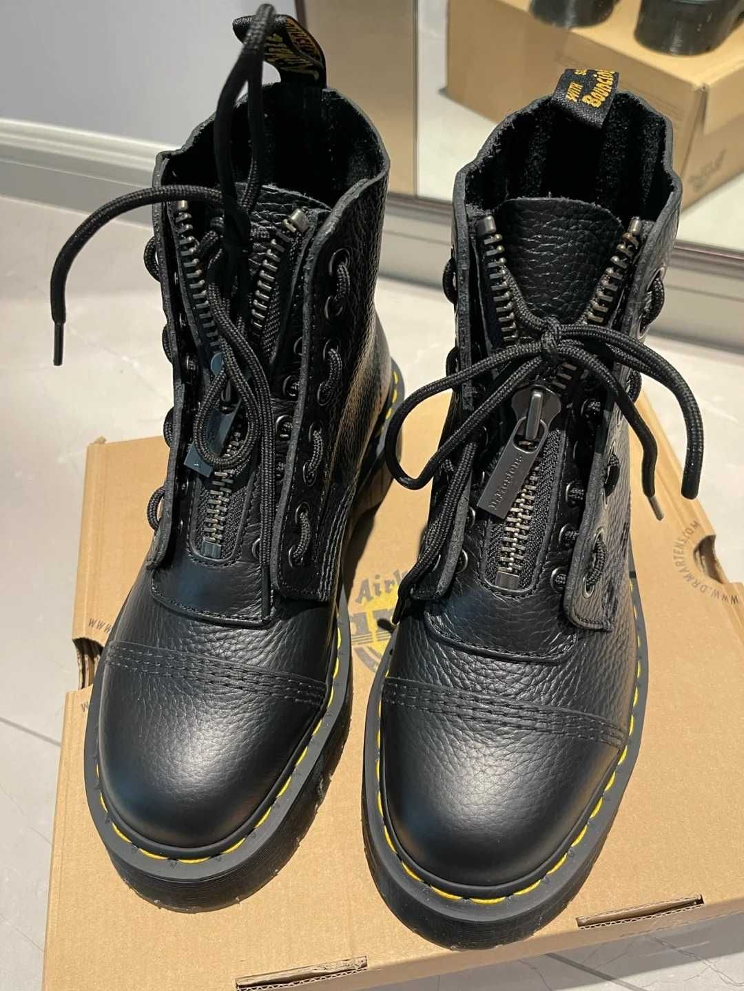 Dr. Martens Sinclair Platform Boot Lazy Oaf R.37