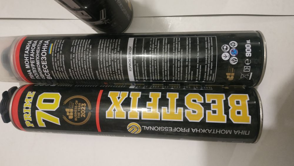 Піна монтажна Bestfix. Професійна. 900мл.