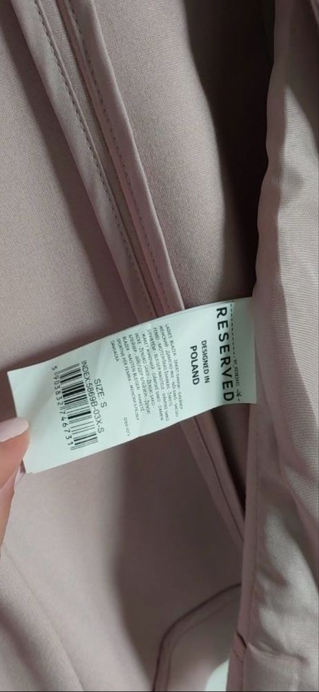 Różowa marynarka pudrowy róż reserved S