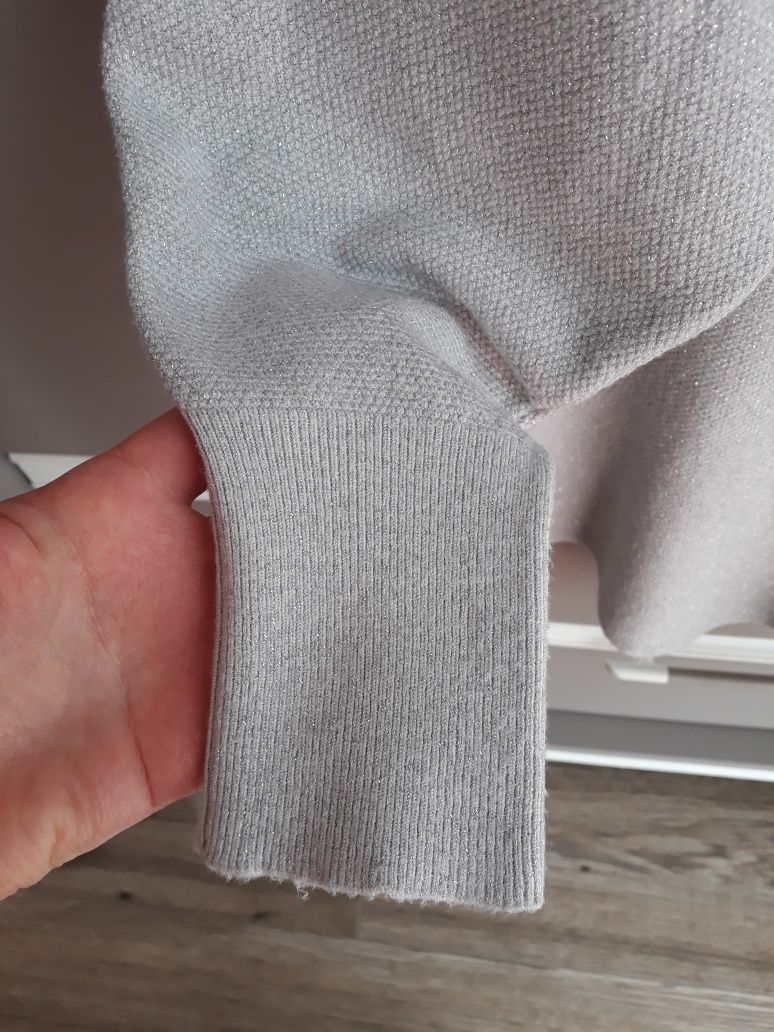 Szara bluzka damska typu nietoperz ze srebrną nitką rozmiar M/L sweter