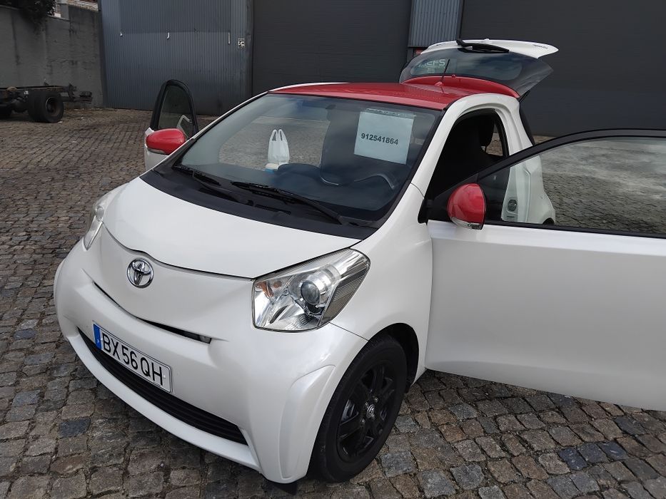 Vendo Toyota IQ.