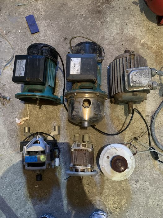 Двигун,мотор,220в
