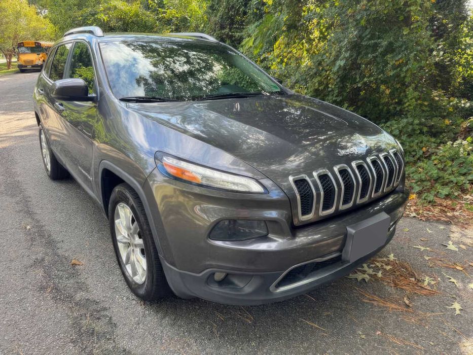 Jeep Cherokee Limited      2017