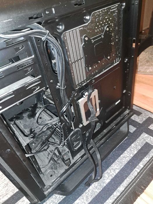 Komputer stacjonarny