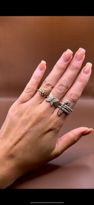 Золота каблучка в наявності,585 проба