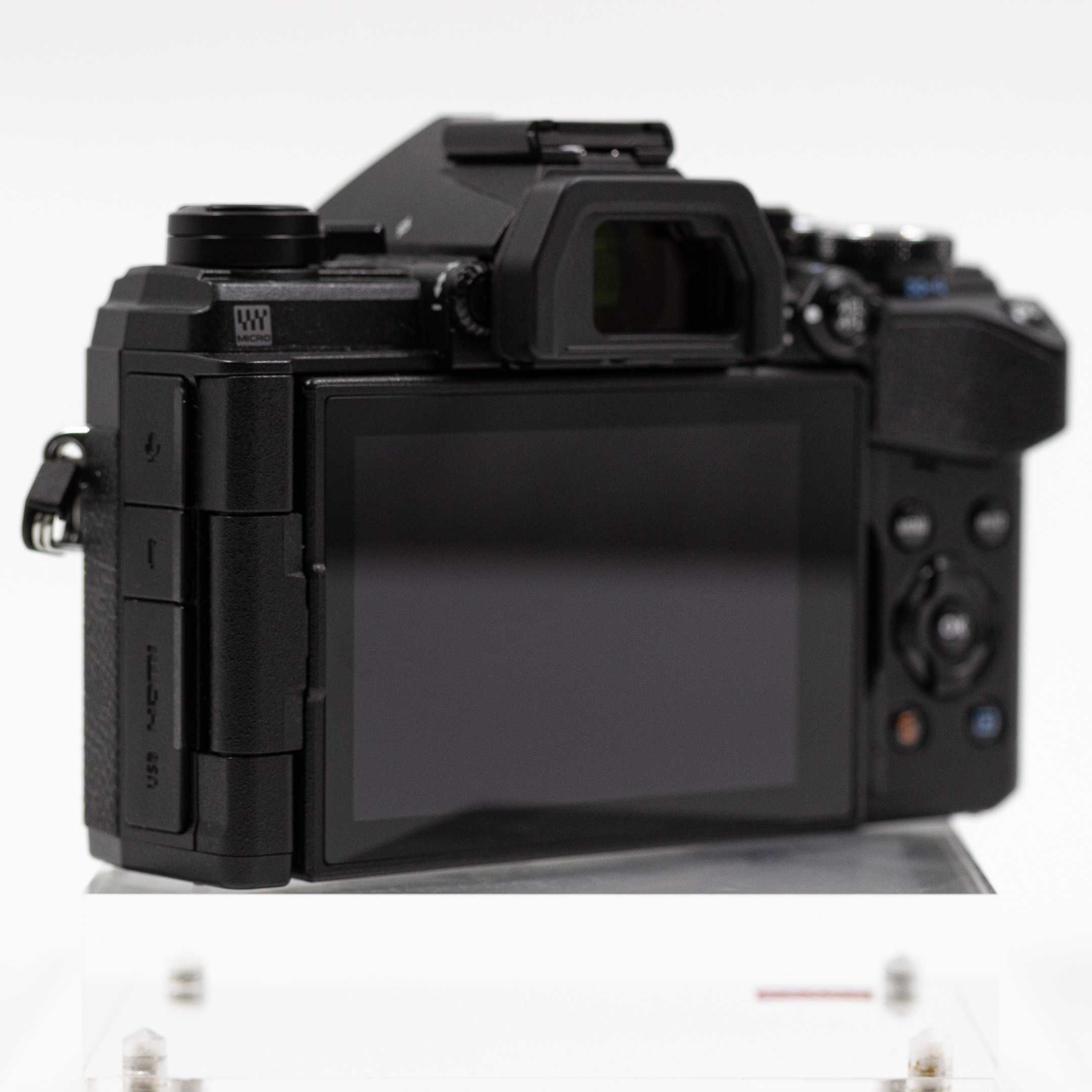 OM SYSTEM OM-D E-M5 Mark III Corpo - (Semi Nova) - 12M Garantia