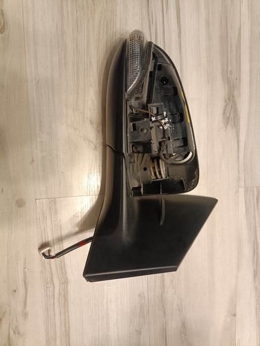 Toyota Auris 2 II 13- lusterko prawe 7 pin eu szkielet szkło wysyłka