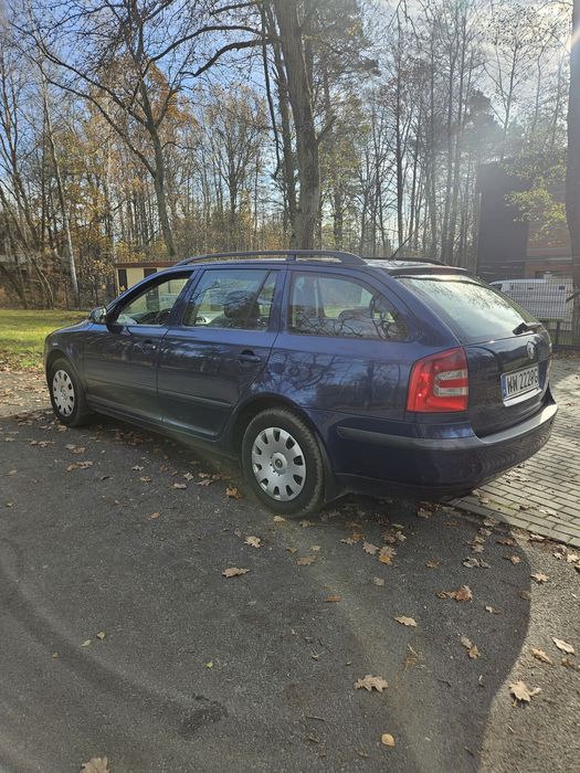 Skoda Octavia 2006rok 2,0benzyna 2 komplety kół czujniki