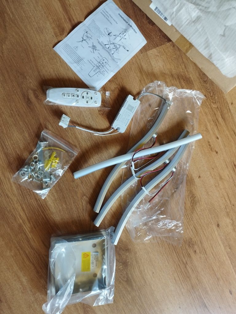 Lampka LED sufitowa nowa