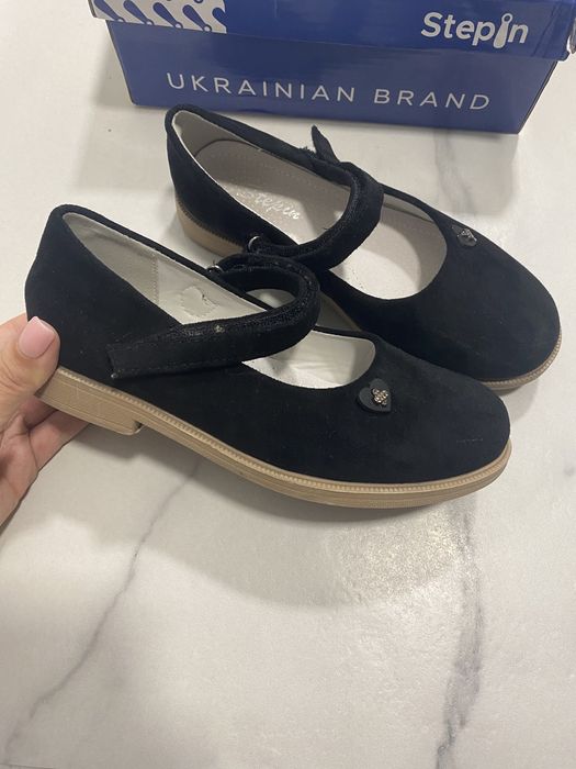 Туфлі на дівчинку 34 розмір