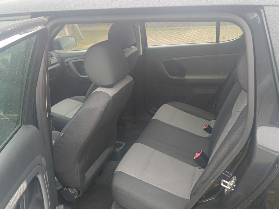 Sprzedam skoda fabia