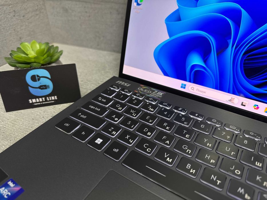 Стильний ноутбук MSI Prestige 13 AI Evo/32 ddr5/512 ssd/Intel Ultra 7