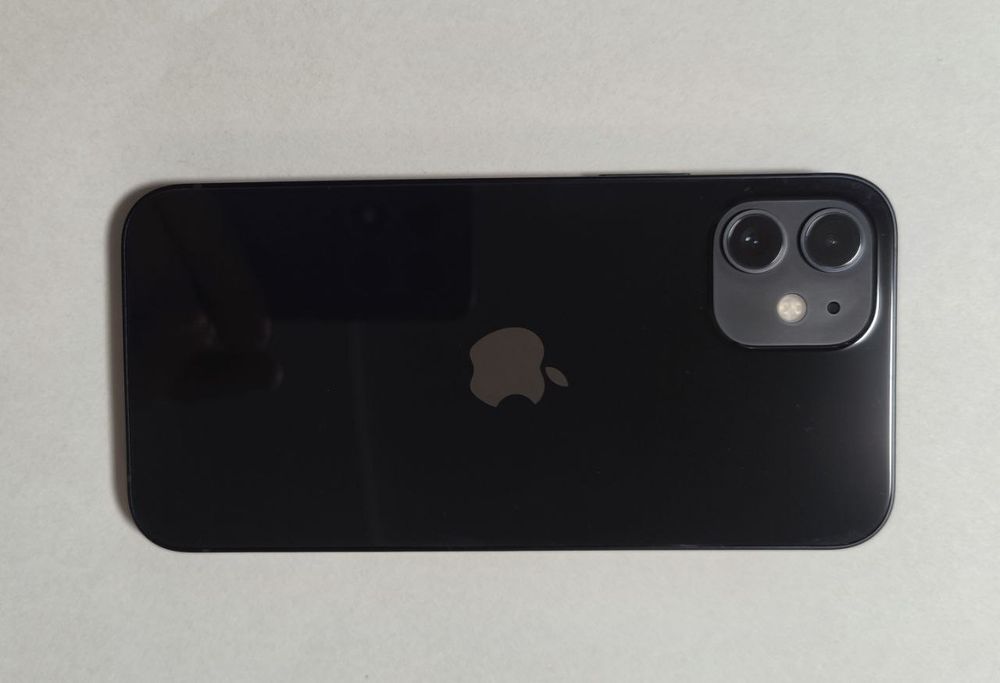 İPhone 12  з гарантією