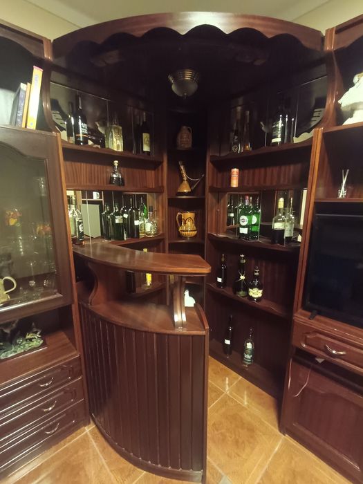 Móvel de canto Completo c/ Bar e Cristaleira