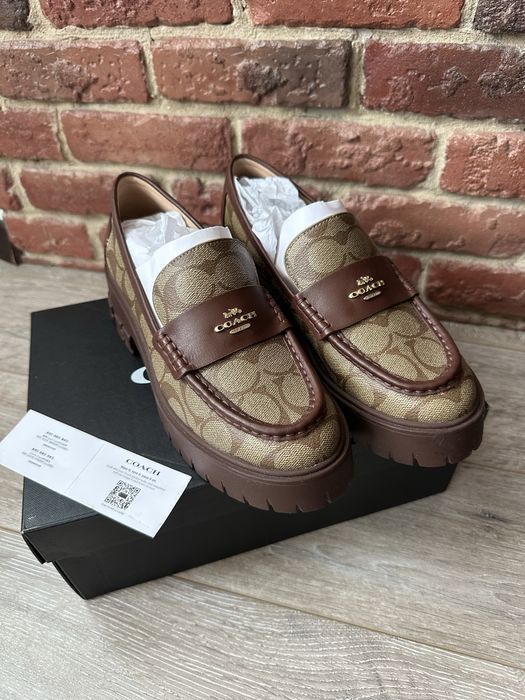 Стильні лофери Coach, 38 розмір