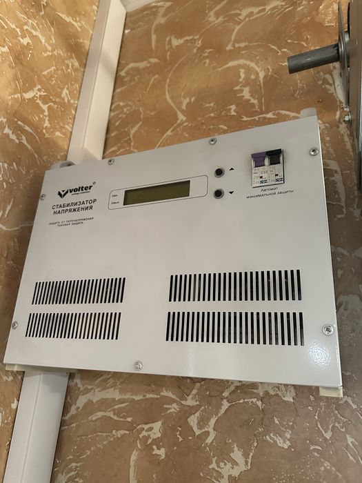 Стобілізатор напруги Volter 7