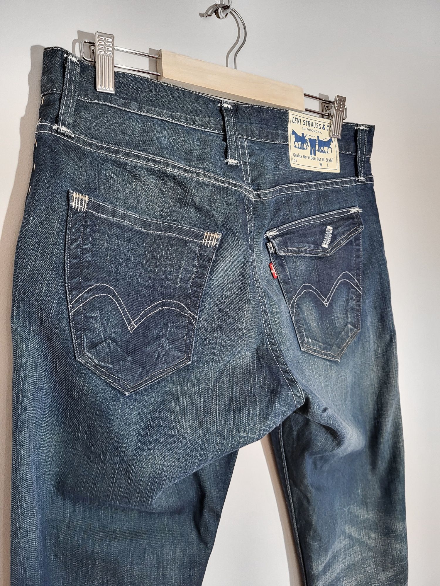 Dżinsy Levi's. Vintage