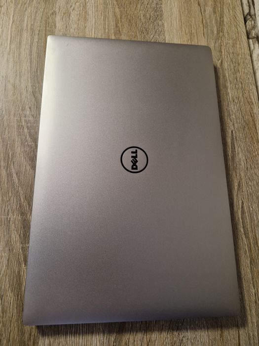 Dell XPS 15.6 4K i5-7300HQ  20 RAM 256 SSD GTX 1050. Сенсорний екран!