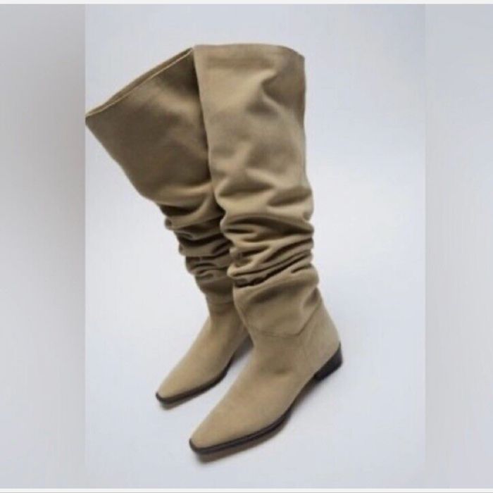 Сапоги Zara бежевые замшевые