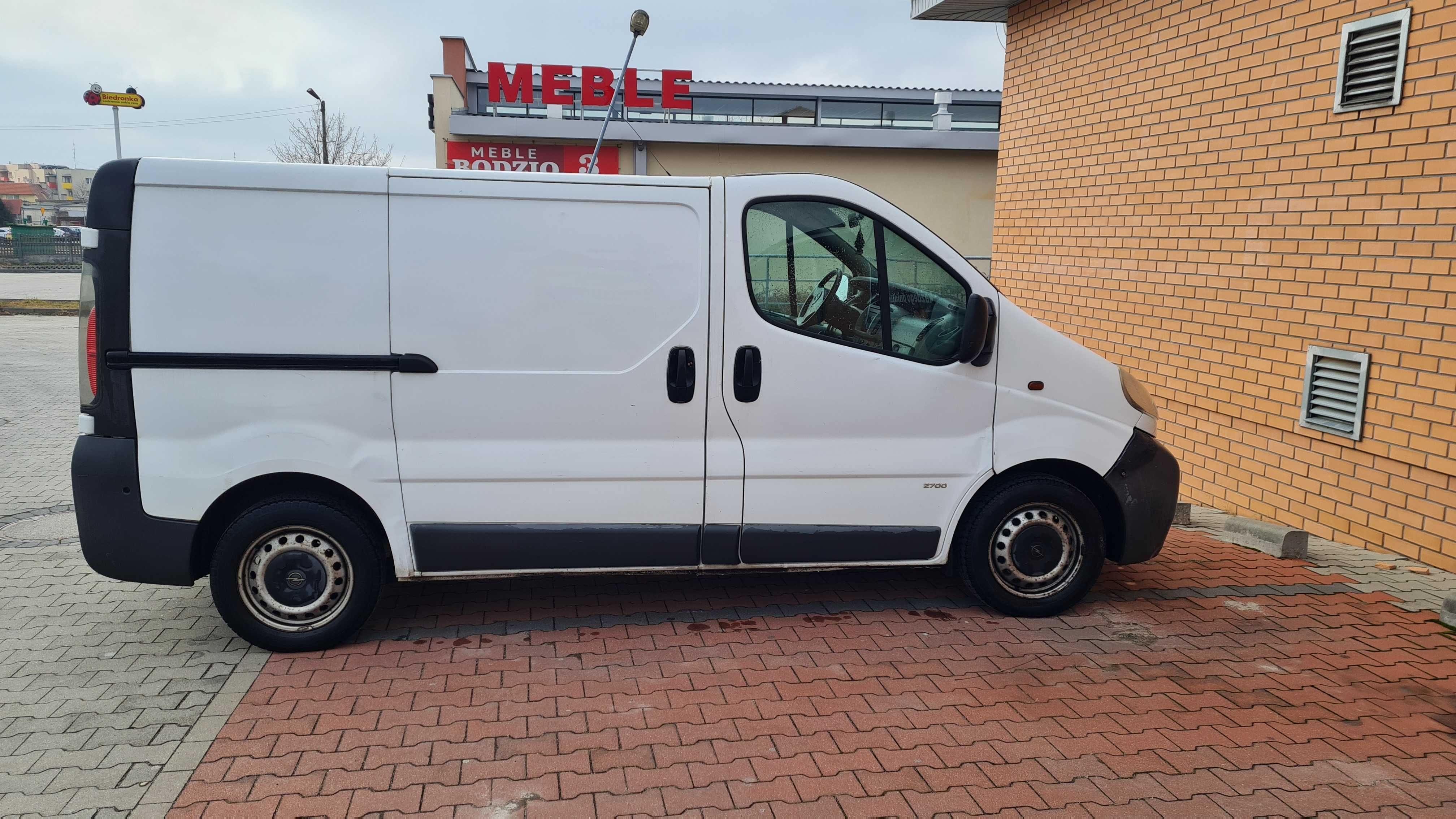Opel Vivaro 1.9 2002 Hak L1H1