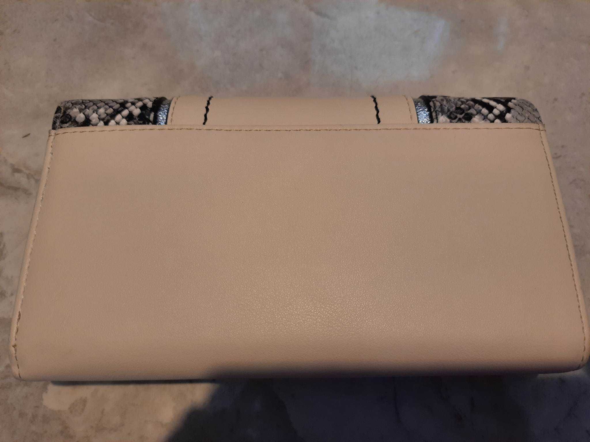 Nowy portfel Bag To Bag