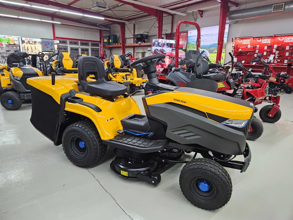 Traktor akumulatorowy Stiga Estate 584e  4000m2  szerokość 84 cm