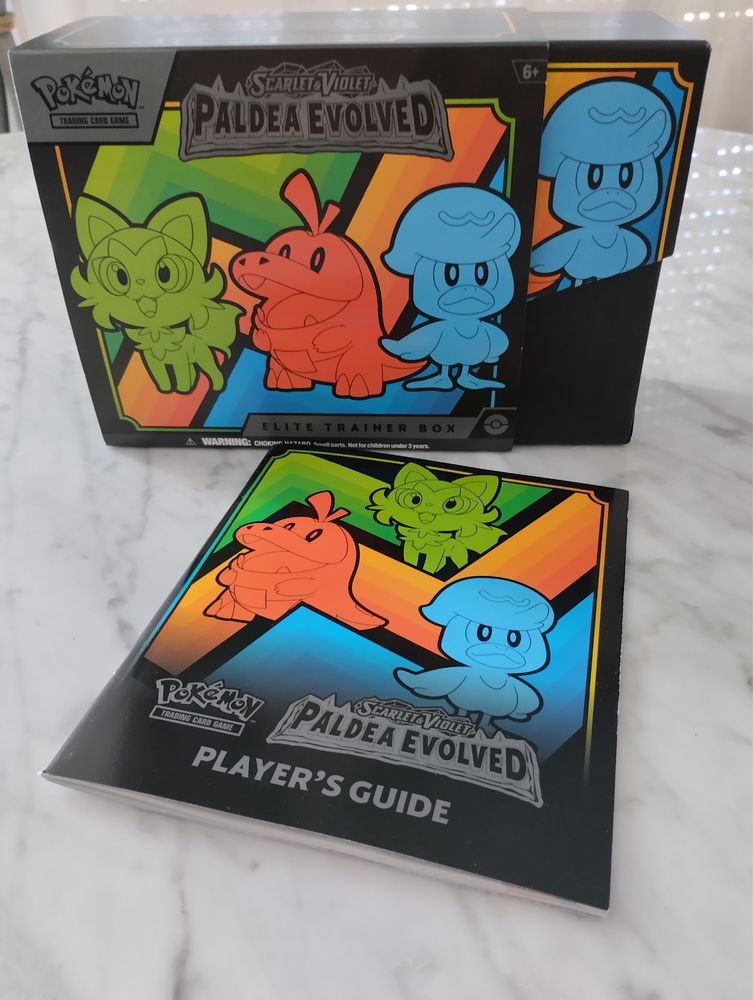 Pokémon - Paldea Evolved Elite Trainer Box