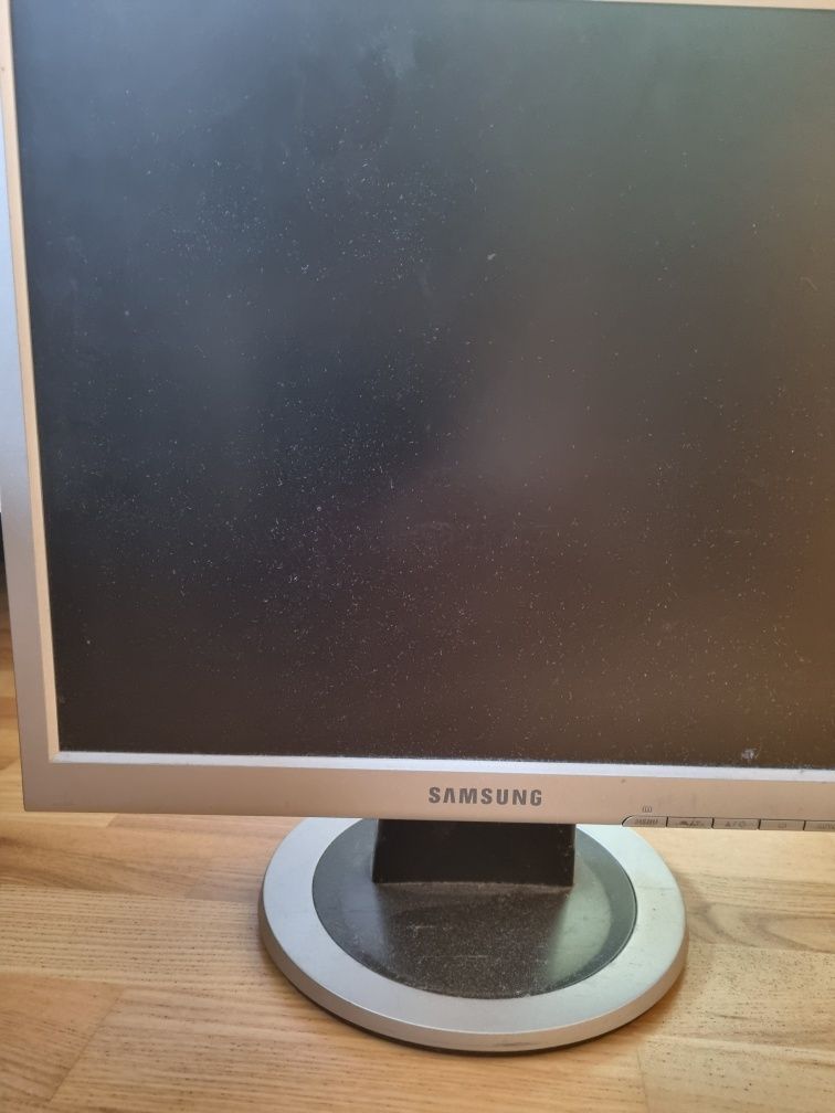 Sprzedam monitor Samsung