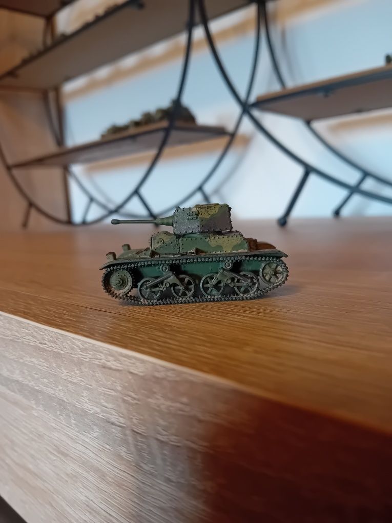 Żywiczny model w skali 1/72 Łotewski czołg m1936 z działkiem 40mm