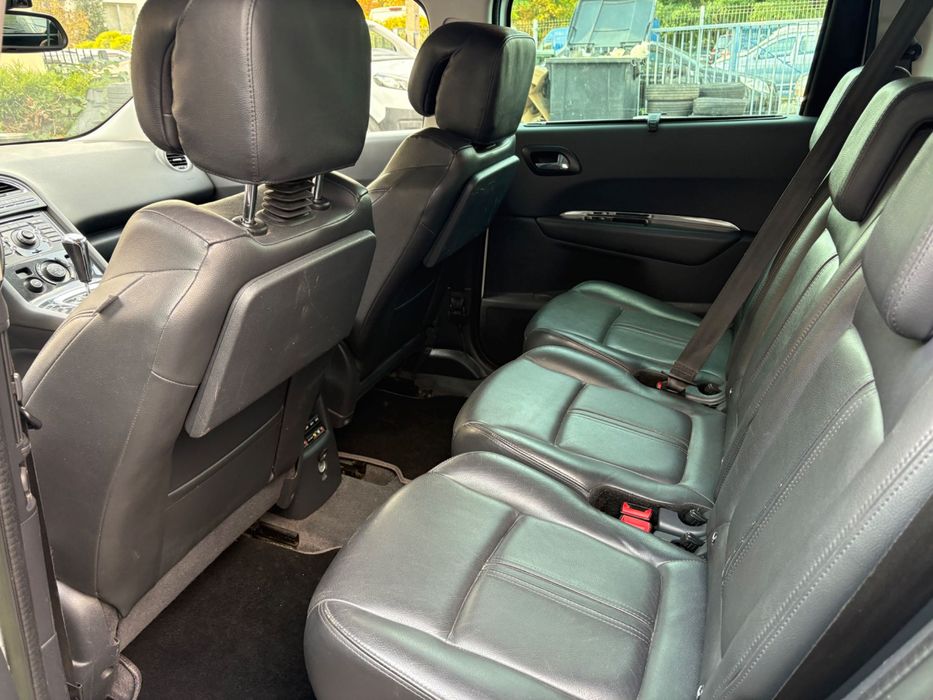 Peugeot 5008 7 osobowy