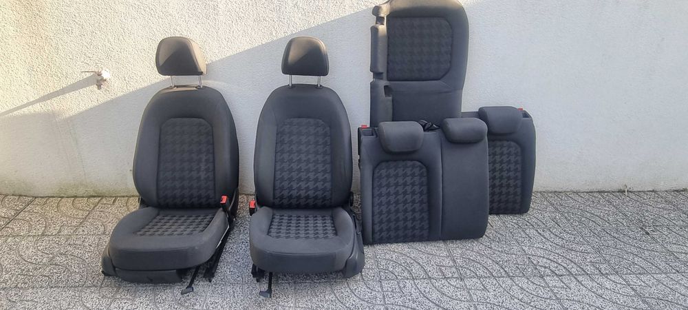 Conjunto de bancos - AUDI A3 8V