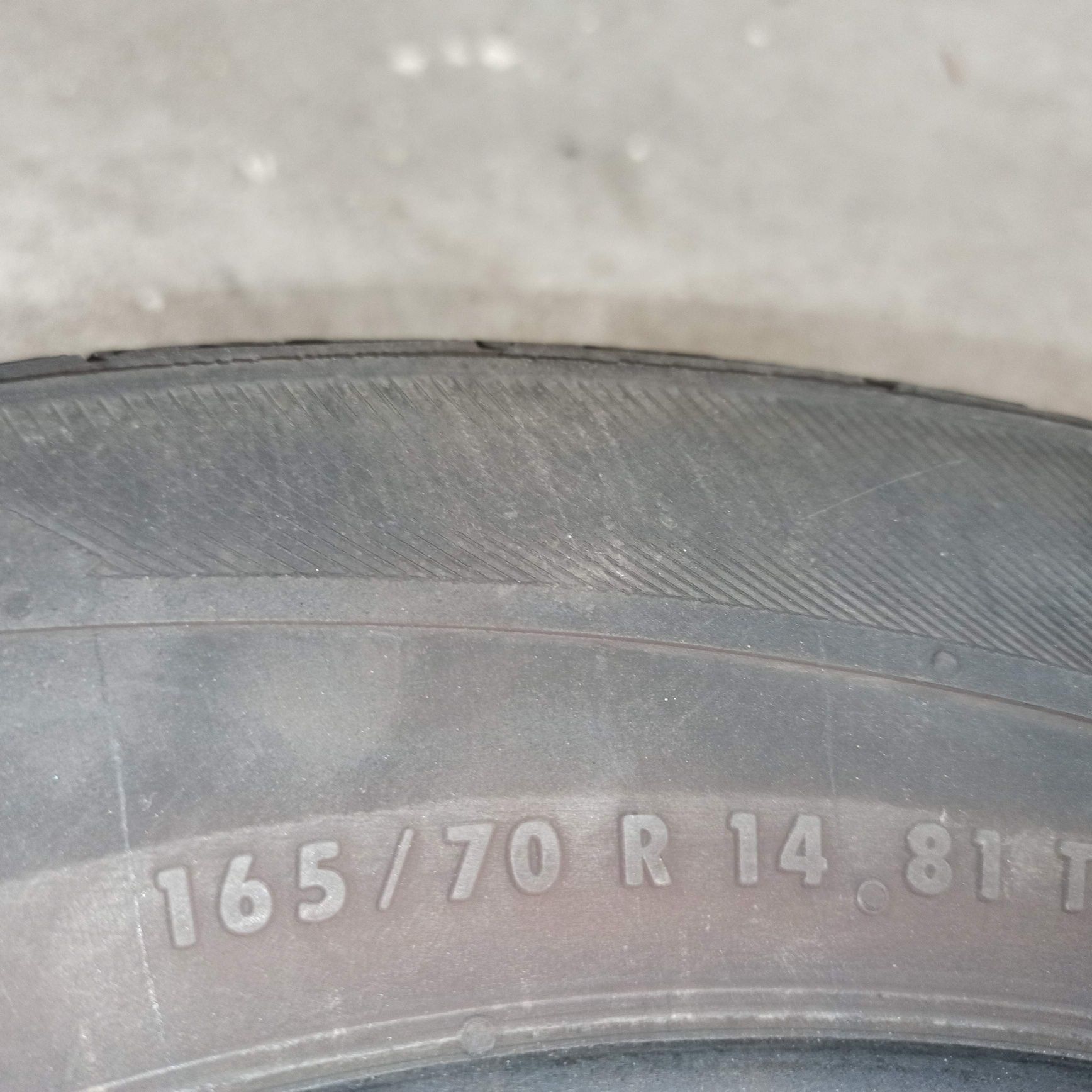 Opony 165/70 r14 -cena za komplet 4 szt. 100zł - letnie Uniroyal