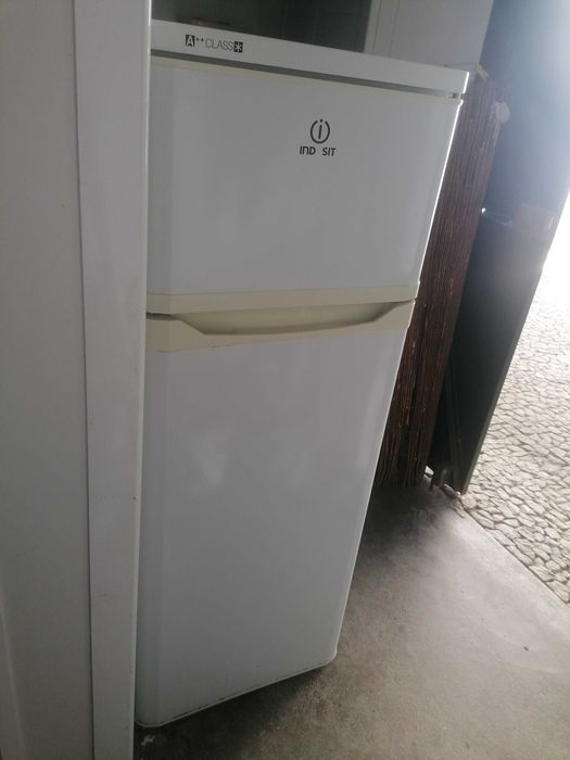 Frigorífico Indesit
