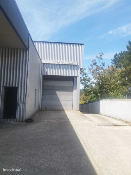 Armazém / Pavilhão Industrial