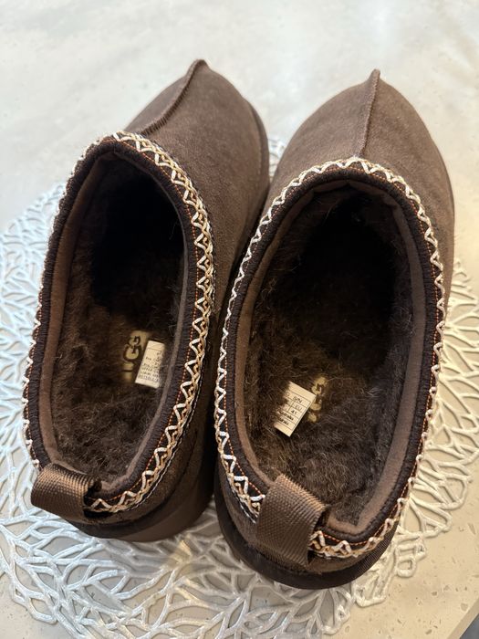 Нові угги tazz шоколадного кольору розмір 40 26 см стелька