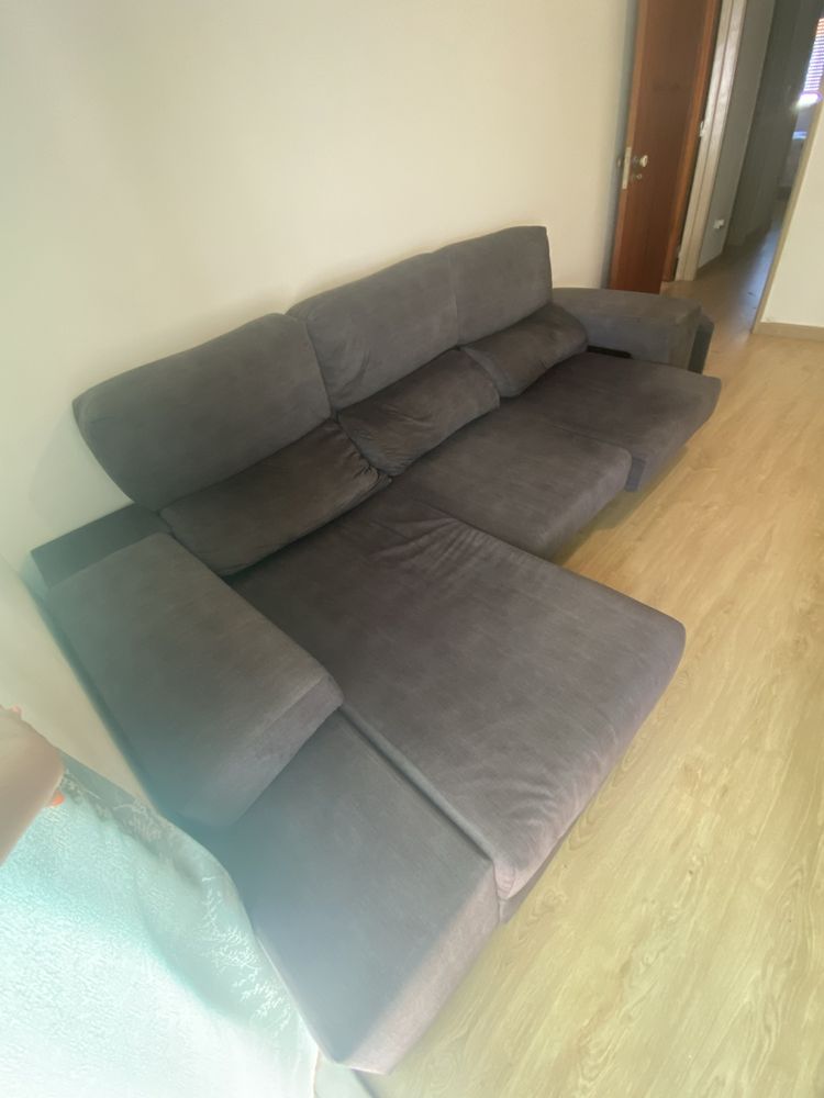 Sofá com Chaise Longue