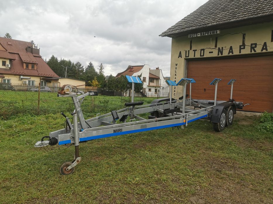 Przyczepa do Łodzi motorowych i żaglowych ciężarowa 2500dmc 9m 2 kompl